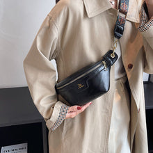 Load image into Gallery viewer, Retro Leather Wide Strap Waist Bag
