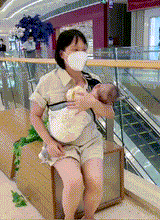 Load image into Gallery viewer, Lightweight Baby Carriers
