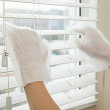 Load image into Gallery viewer, Fish Scale Cleaning Duster Gloves
