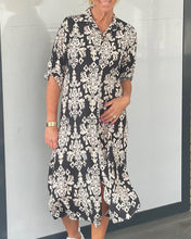Load image into Gallery viewer, Floral print slit dress
