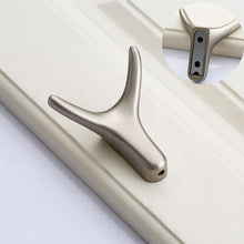 Load image into Gallery viewer, Horns Coat Hooks Wall Decoration
