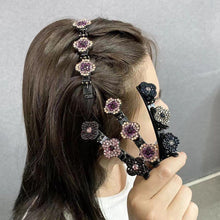 Load image into Gallery viewer, Three Flower Side Hair Clip
