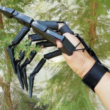 Load image into Gallery viewer, Halloween Props Articulated Fingers
