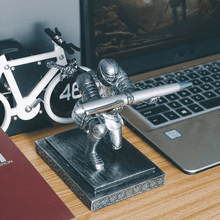Load image into Gallery viewer, Knight Pen Holder
