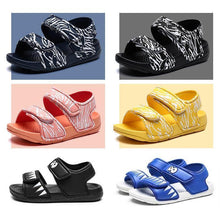 Load image into Gallery viewer, Children&#39;s Luminous Non-slip Sandals(3-7 years old)
