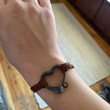 Load image into Gallery viewer, Handmade Love Horseshoe Nail Bracelet
