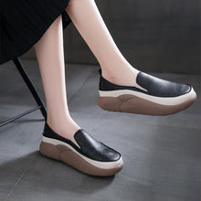 Load image into Gallery viewer, Platform Colorblock Loafers
