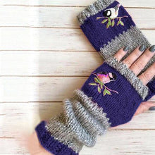 Load image into Gallery viewer, Warm Patchwork Embroidered Gloves
