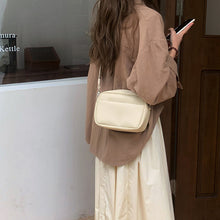 Load image into Gallery viewer, Small Square Leather Shoulder Bag
