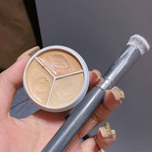 Load image into Gallery viewer, Tri-Color Concealer Palette Of Covers Acne Marks Dark Circles
