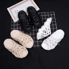 Load image into Gallery viewer, Spider Web Upper Sandals
