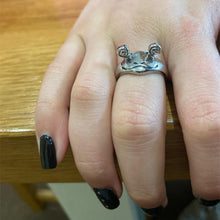 Load image into Gallery viewer, Vintage Unisex Frog Ring

