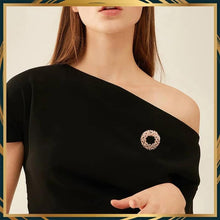 Load image into Gallery viewer, Exquisite Scarf Buckle

