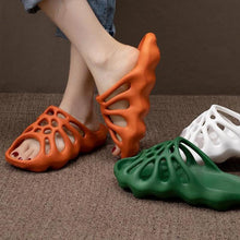 Load image into Gallery viewer, Spider Web Upper Sandals
