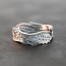 Load image into Gallery viewer, Luxury Angel Wings Ring
