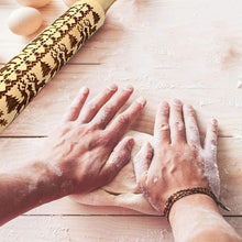 Load image into Gallery viewer, Hirundo Christmas Embossing Rolling Pin
