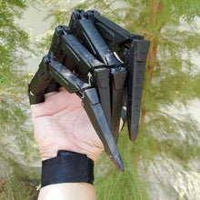 Load image into Gallery viewer, Halloween Props Articulated Fingers
