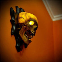 Load image into Gallery viewer, Shiny Skull Wall Décor
