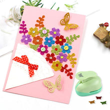 Load image into Gallery viewer, Paper Art Presser
