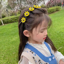 Load image into Gallery viewer, Girl&#39;s Sweet Princess Hairstyle Hairpin
