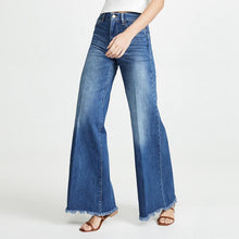 Load image into Gallery viewer, 70s Plus Size Bell Bottom Jeans
