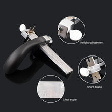 Load image into Gallery viewer, Leather Strap String Belt Cutter
