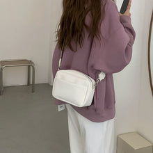 Load image into Gallery viewer, Small Square Leather Shoulder Bag
