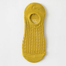 Load image into Gallery viewer, Invisible Air Socks
