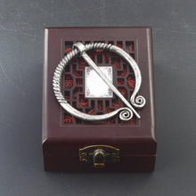 Load image into Gallery viewer, Medieval Cloak Pin
