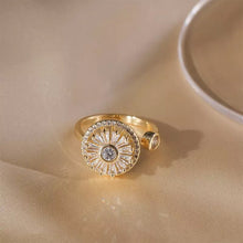 Load image into Gallery viewer, Delicate Luxurious Round Zircon Ring
