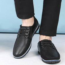 Load image into Gallery viewer, Men&#39;s Soft Leather Shoes
