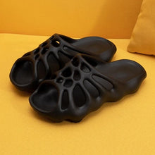 Load image into Gallery viewer, Spider Web Upper Sandals
