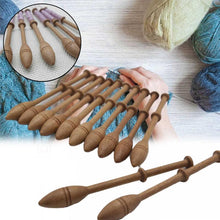 Load image into Gallery viewer, Lace Robbins Wooden Shuttle Weaving Tool
