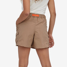 Load image into Gallery viewer, Women&#39;s Outdoor Everyday Shorts
