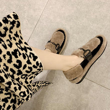 Load image into Gallery viewer, Women fluffy flats
