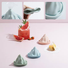Load image into Gallery viewer, Silicone Ice Cube Mold with Lid
