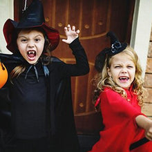 Load image into Gallery viewer, Retractable Vampire Fangs
