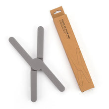 Load image into Gallery viewer, Collapsible Cross Design Silicone Trivets Hot Pad Pot Holder

