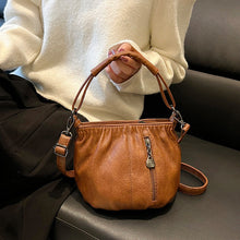 Load image into Gallery viewer, Vintage Large Capacity Outdoor Crossbody Handbag
