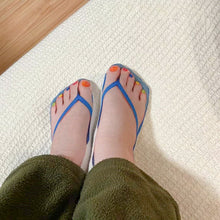 Load image into Gallery viewer, Manicure Print Socks
