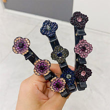 Load image into Gallery viewer, Three Flower Side Hair Clip
