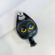 Load image into Gallery viewer, Creative Cute Wink Cat Hooks
