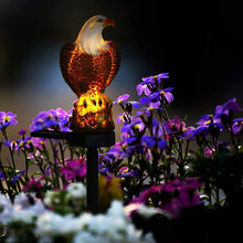 Load image into Gallery viewer, Eagle Figure Garden Solar Post

