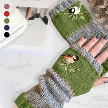 Load image into Gallery viewer, Warm Patchwork Embroidered Gloves
