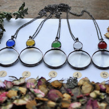 Load image into Gallery viewer, Magnifying Glass Necklace
