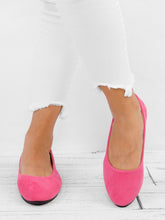 Load image into Gallery viewer, Big Size Suede Candy Color Pure Color Pointed Toe Light Slip On Flat Loafers
