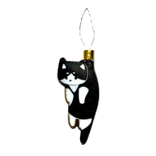 Load image into Gallery viewer, Cat Needle Threader

