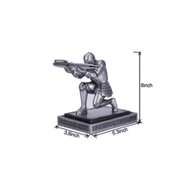 Load image into Gallery viewer, Knight Pen Holder
